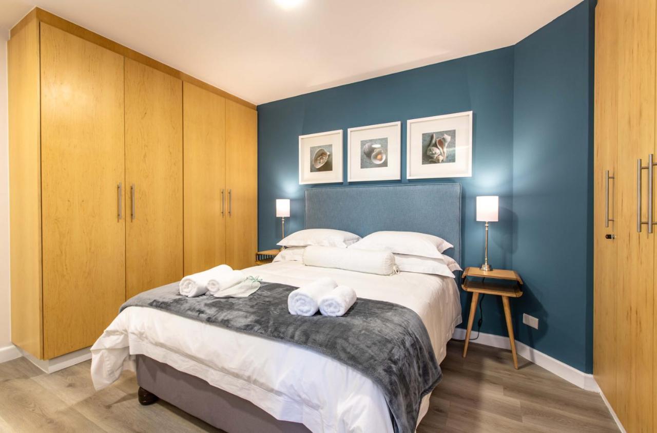 Hibernian Towers 807, Beach Road, Strand Extérieur photo